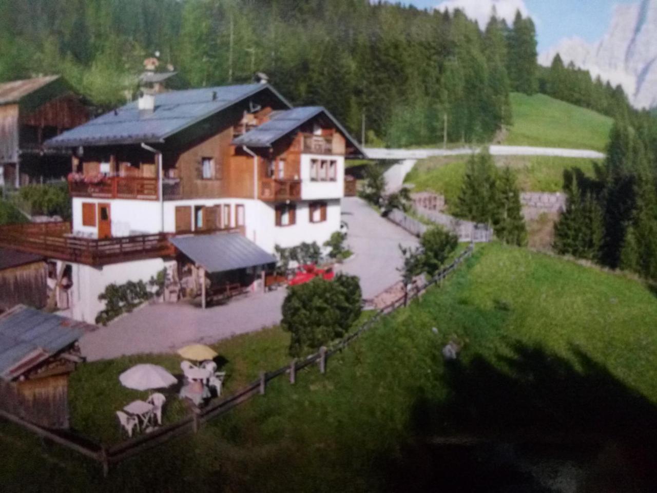 Hotel Garni La Rondine Selva di Cadore Zewnętrze zdjęcie